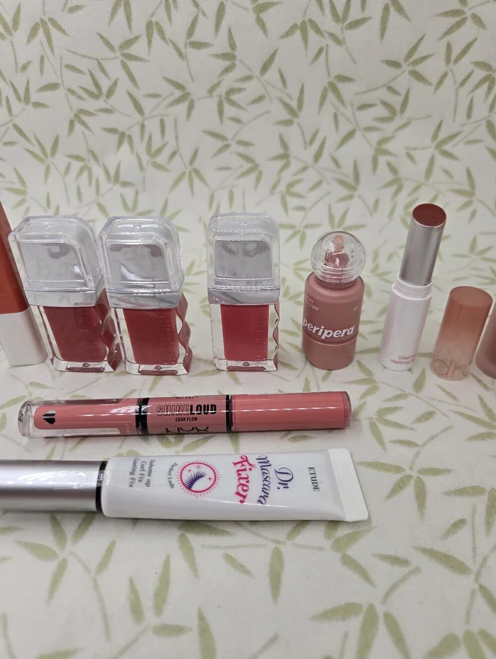 Set Of 15 Korean Pink And Peach Lipgloss, Blush, Eyeshadows Tower 28